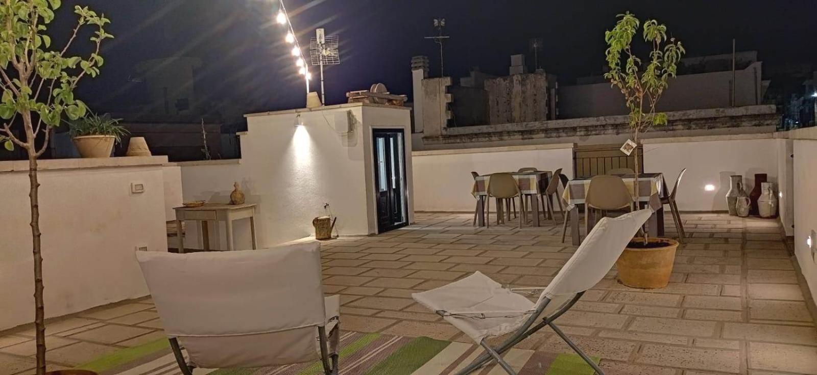 Dimora 1890 Apartman Parabita Kültér fotó